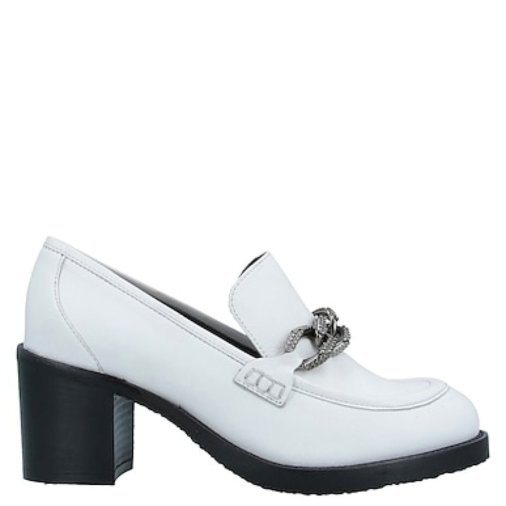 Paolo Ferri Italian white heeled loafers with silver embellish EU40 runs smaller